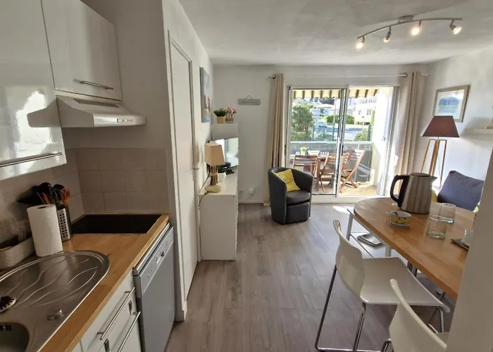 Apartment - Veritable Perle Pour Cet Au Charme Apaisant - Wifi Royan